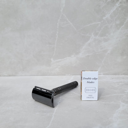 Double Edge Safety Razor & Blade Refills